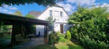 Sonnenseite 2-Familienhaus in Isselhorst: EG barrierefrei, 170 m�, 2 Carports, toller Garten, 2 Eing�nge - provisionsfrei f�r K�ufer