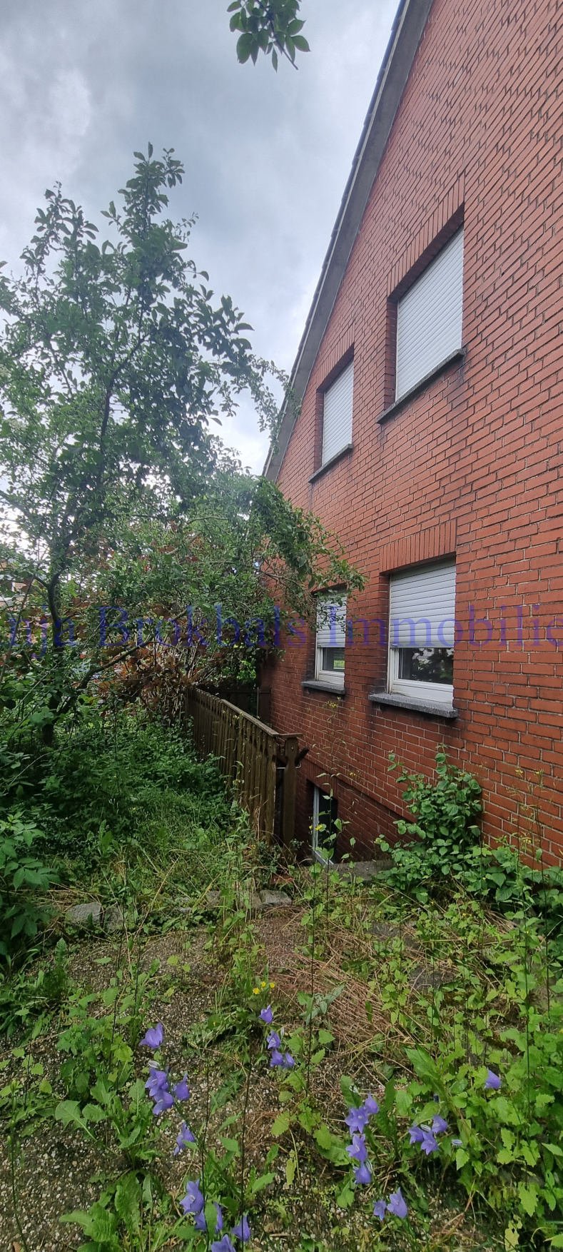 Seitenansicht Zweifamilienhaus Beckum