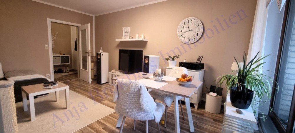 Essbereich vor der K�che Wohnung G�tersloh