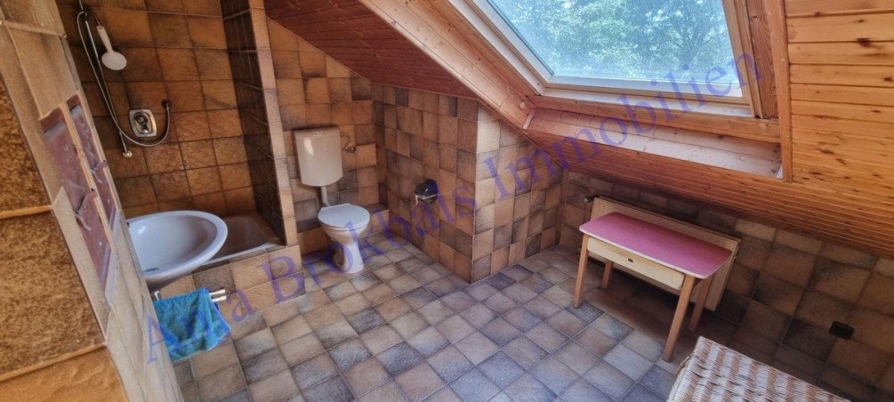 Bad DG Einfamilienhaus G�tersloh