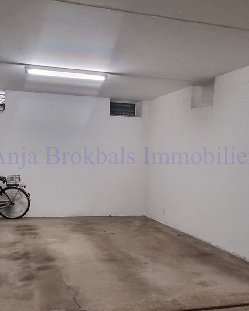 F�r Auto und/oder (Motor-) Rad, E-Bike Wohnung G�tersloh