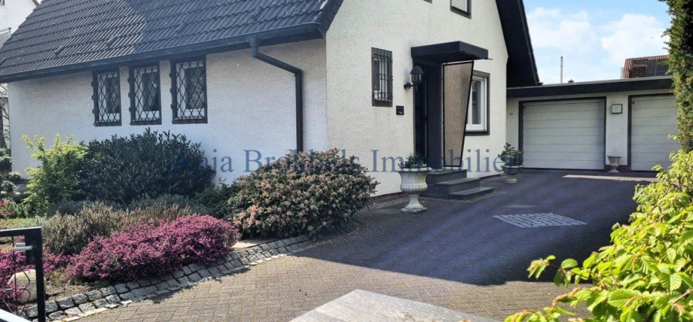 Einfahrt Einfamilienhaus G�tersloh