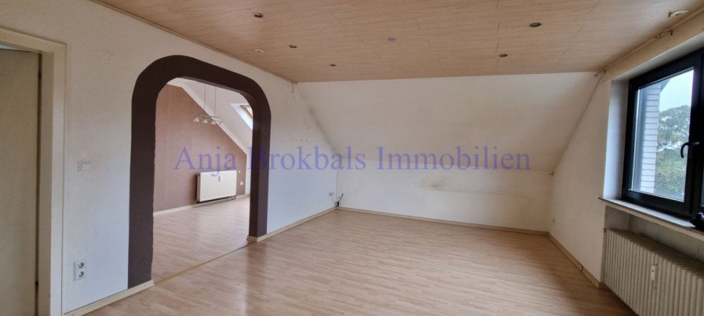Wohnzimmer und Multifunktionsraum Wohnung G�tersloh