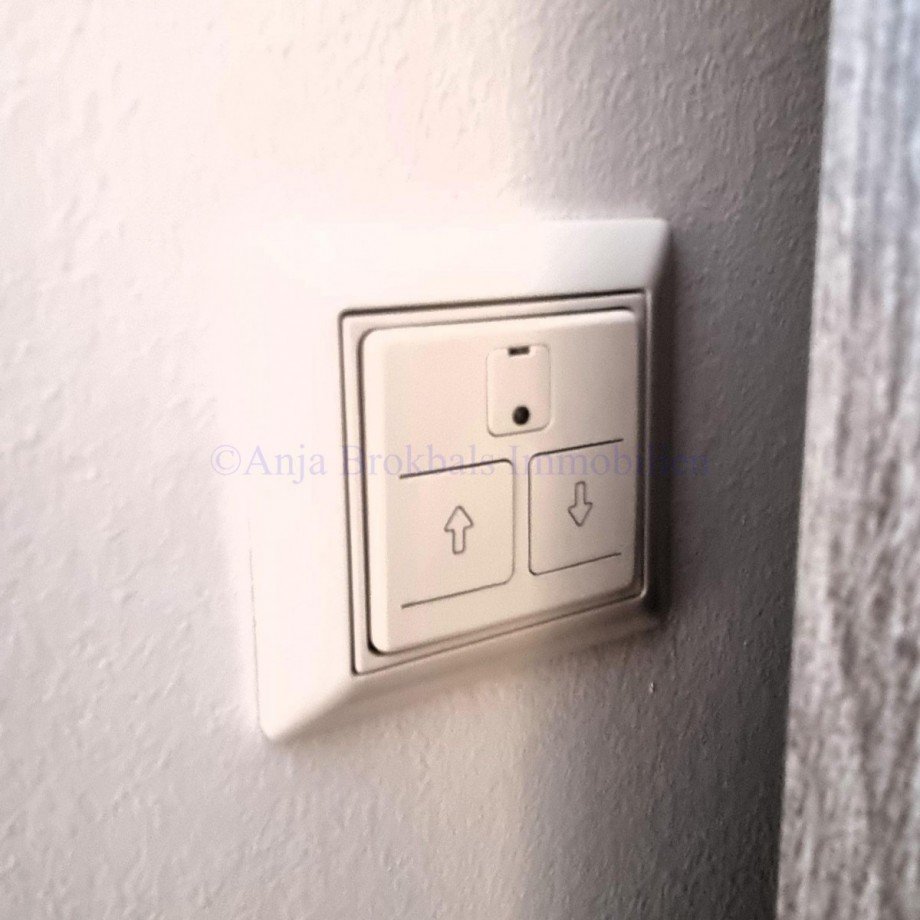 Verdunkelung elektrisch Wohnung G�tersloh