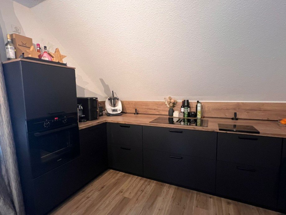 Junge Einbauk�che Wohnung G�tersloh