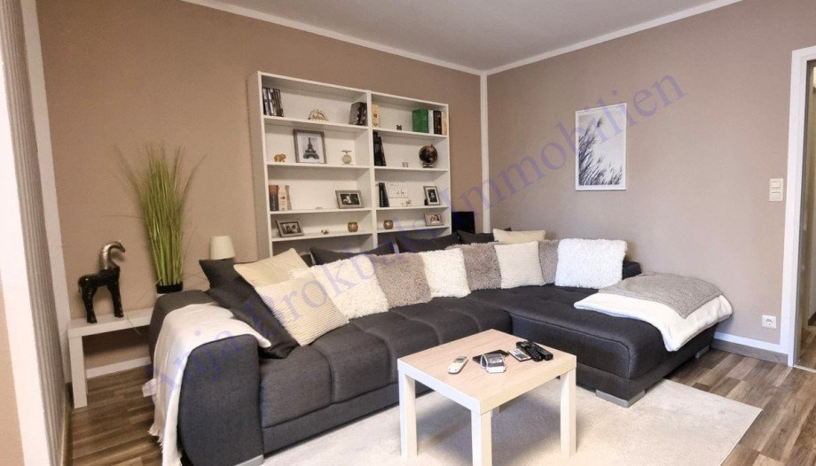 Ger�umiger Wohnbereich Wohnung G�tersloh