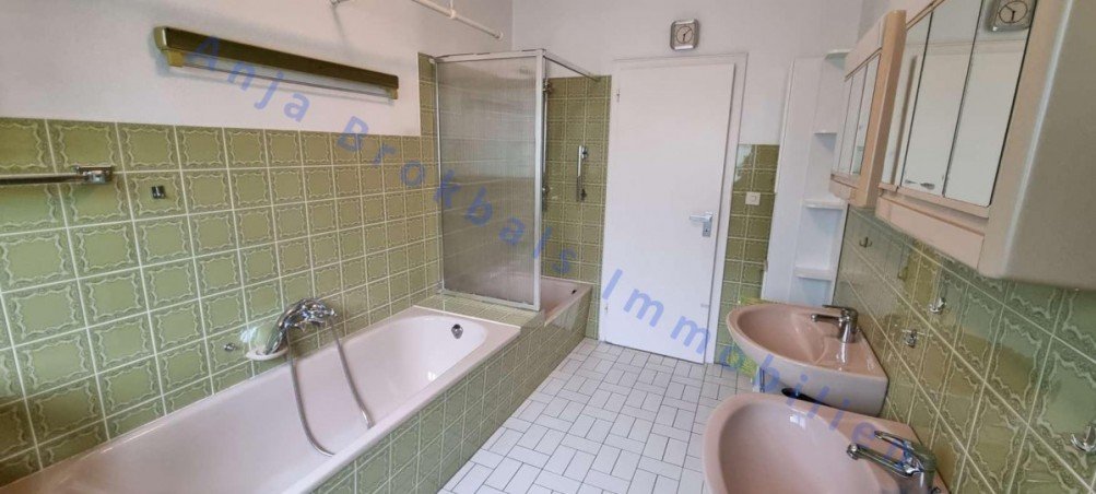 Bad Bild 2 Wohnung G�tersloh