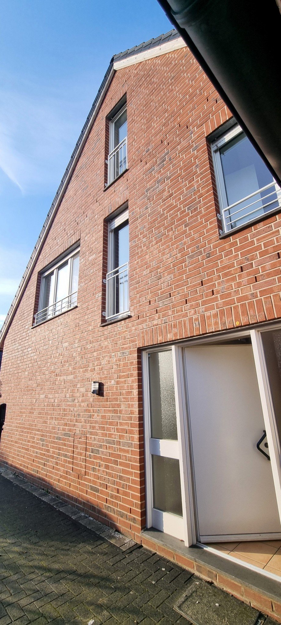 Ansicht Eingangsseite Doppelhaush�lfte G�tersloh