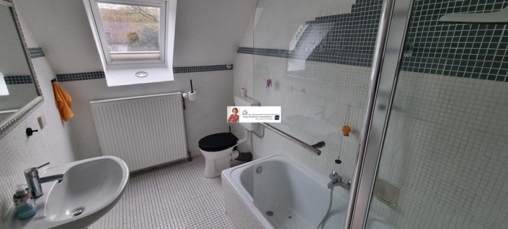 Bad DG Zweifamilienhaus G�tersloh