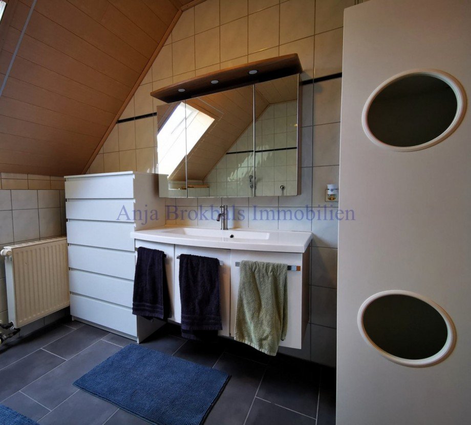 OG Badezimmer Doppelhaush�lfte G�tersloh