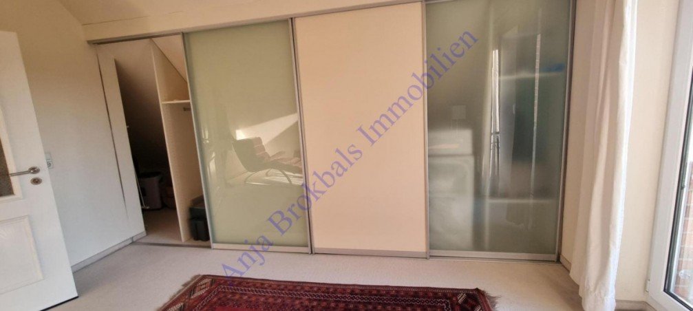 ... mit gro�em Einbauschrank Wohnung G�tersloh