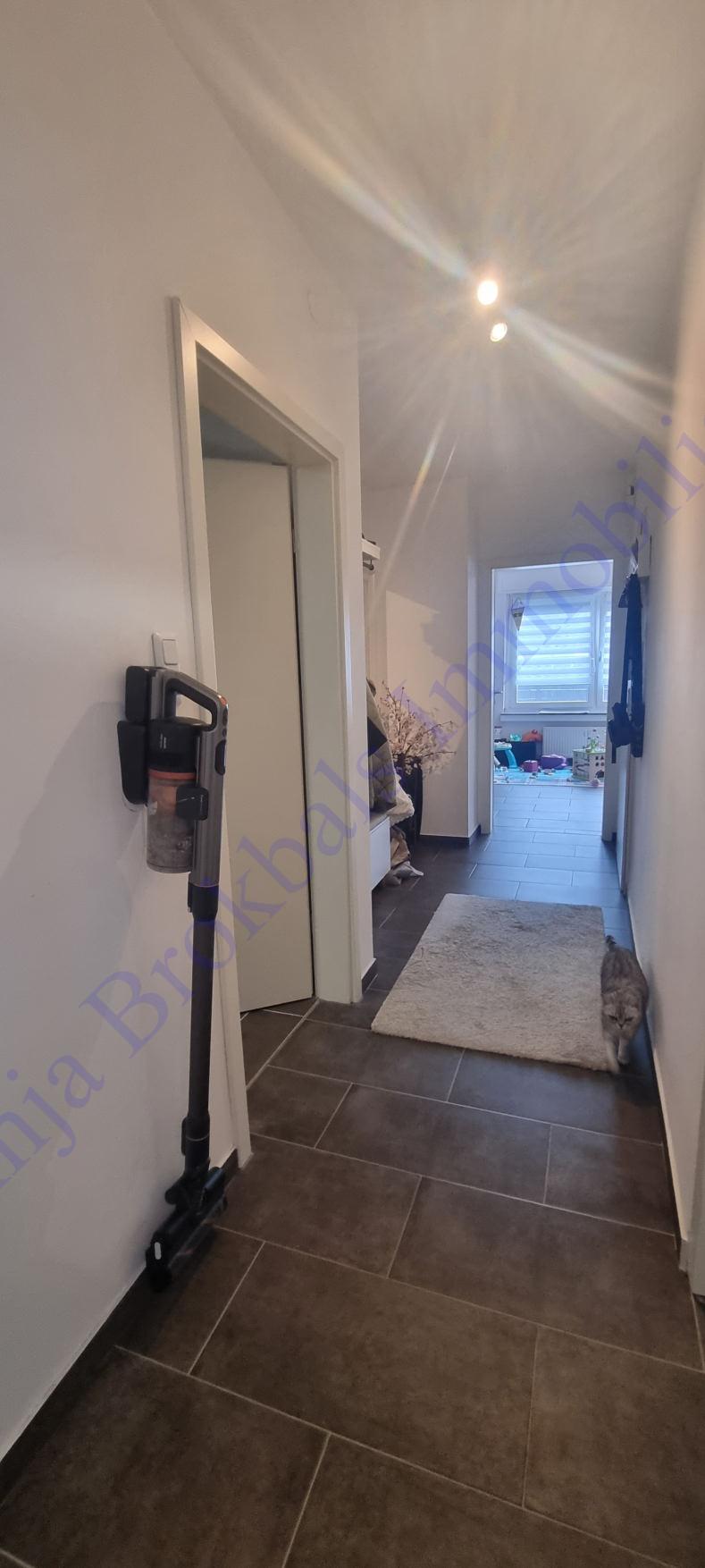 Flur EG Zweifamilienhaus Harsewinkel