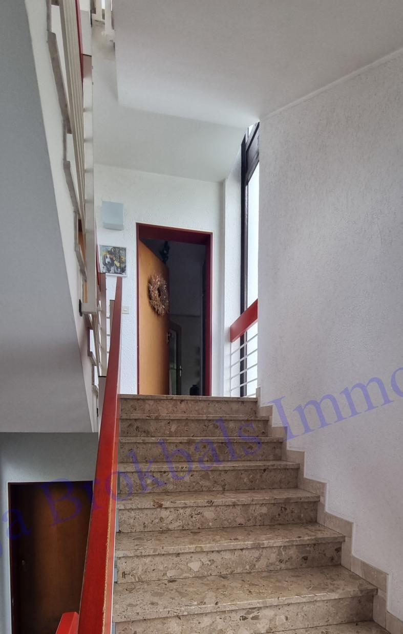 Gepflegtes Treppenhaus Wohnung G�tersloh