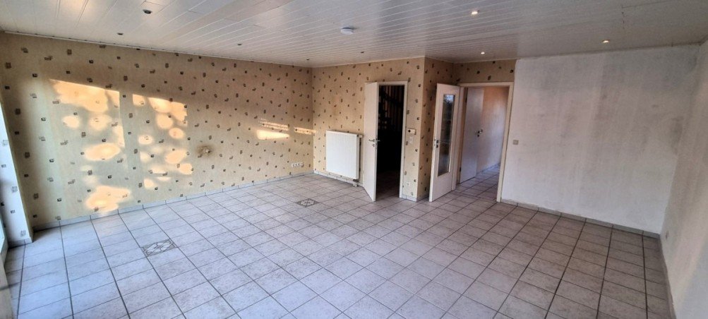 Gro�es Wohn- / Esszimmer Reihenmittelhaus G�tersloh