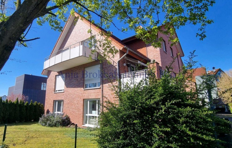 Hausansicht Gartenseite Wohnung Verl
