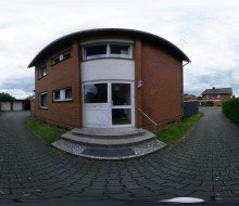 Ansicht Zweifamilienhaus mit ausgebautem DG und mit 3 Garagen in Harsewinkel, provisionsfrei f�r K�ufer