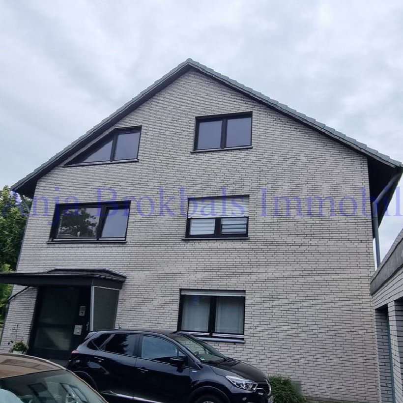 Eingangsseite Wohnung G�tersloh